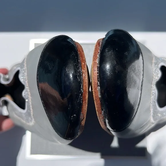 Authentic Chanel Silver Lambskin/Black Patent Leather Elastic Ballet Flats Shoes - Picture 7 of 16